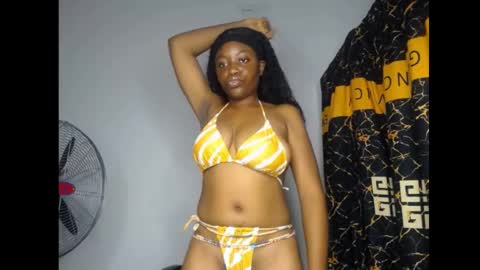 Snapshot of bellababy7 chatting on June 2026 05:24:02 PM bella online show from June 2026 05:24:02 PM