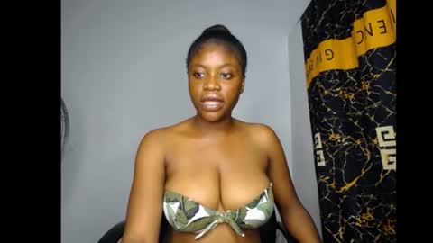 Snapshot of bellababy7 chatting on June 2026 08:46:01 PM bella online show from June 2026 08:46:01 PM