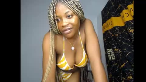 Snapshot of bellababy7 chatting on July 2026 06:01:02 PM bella online show from July 2026 06:01:02 PM