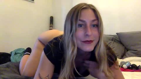 Snapshot of bellababy888 chatting on January 2025 09:39:02 PM Bella online show from January 2025 09:39:02 PM
