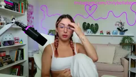 Snapshot of bellabeauu chatting on July 2026 03:18:01 PM bella beau online show from July 2026 03:18:01 PM