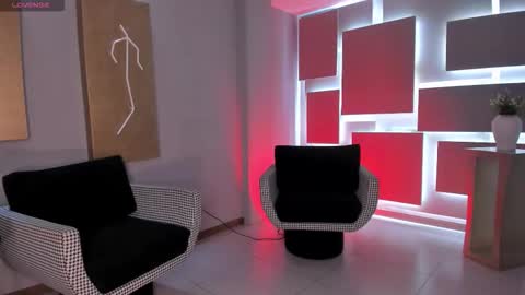  Bella C  online show from October 2025 01:01:01 PM