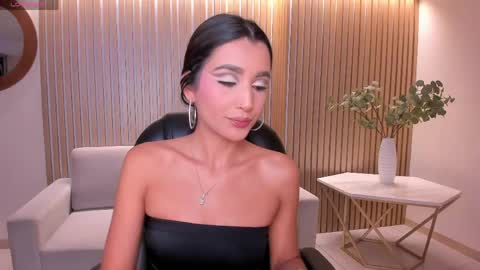  Bella C  online show from May 2026 07:41:01 PM