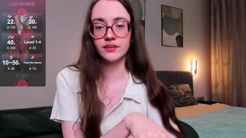 BellaCatLovesMeat online show from October 2025 06:36:01 PM