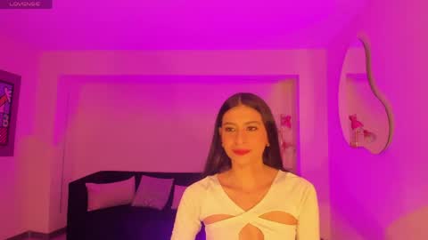 Bella online show from April 2026 04:03:02 AM