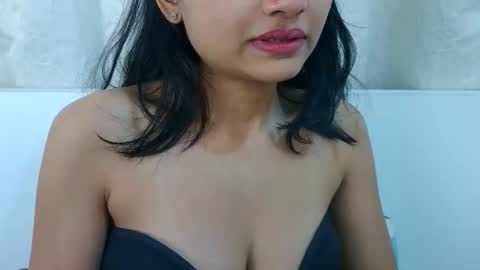 Snapshot of bellacrystall chatting on February 2026 05:26:01 AM bellacrystall online show from February 2026 05:26:01 AM