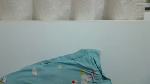 bellacrystall online show from May 2026 12:35:02 PM