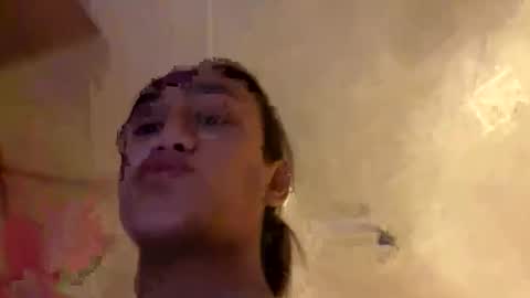 Snapshot of belladeputaxx chatting on April 2026 04:39:01 AM IM BELLA online show from April 2026 04:39:01 AM