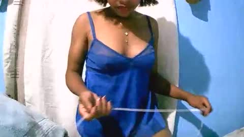 Snapshot of bellaena chatting on November 2025 05:45:03 PM bellaena online show from November 2025 05:45:03 PM