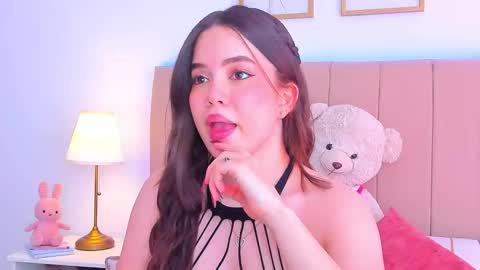 Snapshot of bellafontana chatting on March 2026 05:51:01 PM BellaFontana online show from March 2026 05:51:01 PM