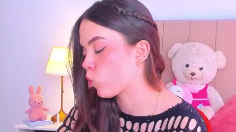 Snapshot of bellafontana chatting on March 2026 05:05:02 PM BellaFontana online show from March 2026 05:05:02 PM