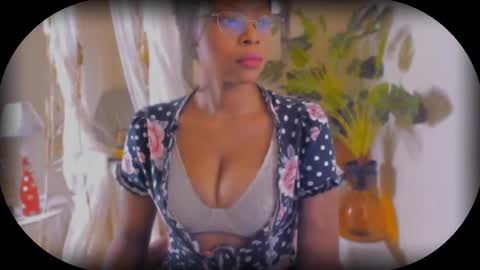 Snapshot of bellahproudly chatting on November 2025 12:54:02 AM Bellah online show from November 2025 12:54:02 AM