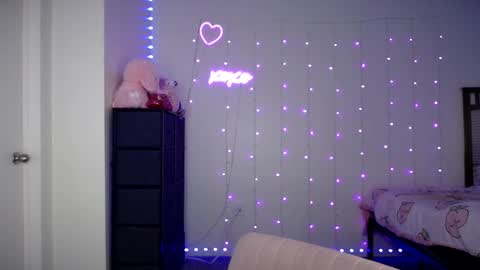 Bella Monroe online show from February 2025 05:16:01 AM