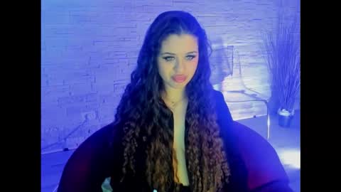 BellaNoir  online show from February 2026 06:00:02 AM