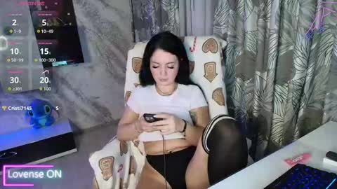 Snapshot of bellanoirsxs chatting on November 2025 08:19:01 PM Bellanoirsxs online show from November 2025 08:19:01 PM