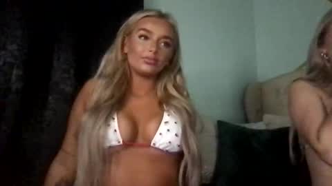 Bella online show from November 2025 03:45:01 AM