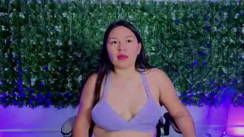 BellaRoux online show from February 2026 12:04:02 PM