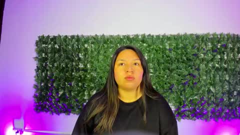 BellaRoux online show from February 2026 12:05:02 PM