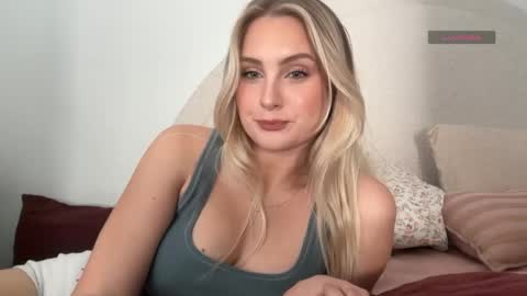 Isabella Ryder online show from March 2026 10:57:01 PM