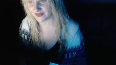 Snapshot of bellastar84 chatting on February 2025 11:34:02 AM Starr40 online show from February 2025 11:34:02 AM