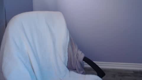 Snapshot of bellastar84 chatting on February 2025 01:53:02 PM Starr40 online show from February 2025 01:53:02 PM