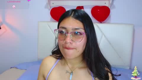 bellastonee1 online show from December 2024 04:23:02 AM