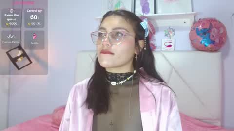 bellastonee1 online show from January 2025 03:04:01 PM