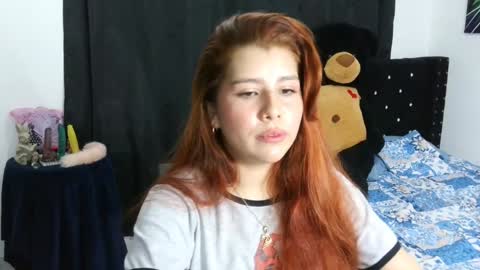 Snapshot of bellatrix_colen chatting on January 2025 12:04:02 AM Aleja online show from January 2025 12:04:02 AM