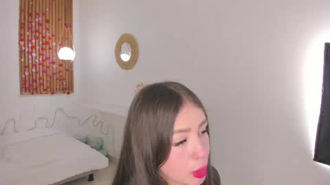Snapshot of bellawoods_ chatting on June 2026 04:31:01 PM laukyubey online show from June 2026 04:31:01 PM