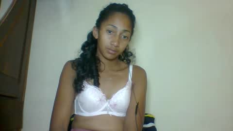 belle_annah online show from May 2026 02:19:01 AM