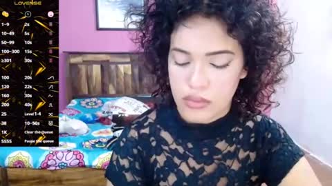 Snapshot of belle_katty000 chatting on October 2025 07:04:02 PM SOFIA online show from October 2025 07:04:02 PM