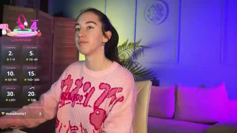 Bella online show from September 2025 03:39:01 PM