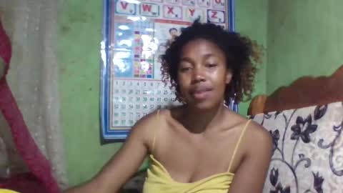 bellemiahXx online show from April 2026 06:52:02 PM