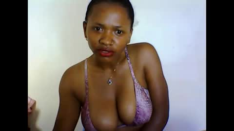 bellewivy online show from September 2025 02:51:02 PM