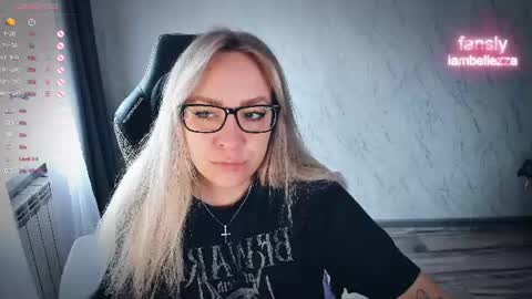 Your Annabelle Wolf  online show from June 2026 12:52:02 PM
