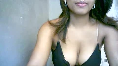 Snapshot of bellibellah chatting on March 2026 07:12:02 AM BelliBellah online show from March 2026 07:12:02 AM