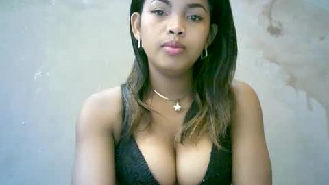 Snapshot of bellibellah chatting on April 2026 06:42:02 AM BelliBellah online show from April 2026 06:42:02 AM