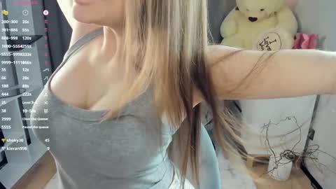 Bella online show from April 2026 06:14:02 PM