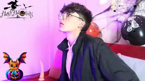 Neon online show from October 2025 11:24:01 AM