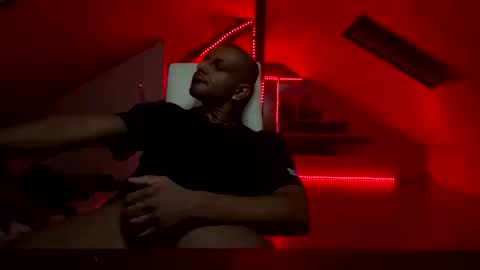 bello477192 online show from February 2026 06:33:02 PM