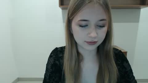 bellochka_ online show from February 2026 01:47:01 PM