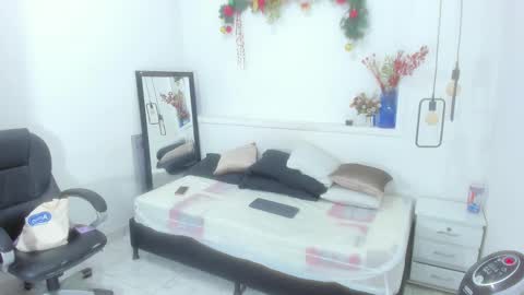Snapshot of bellota_flak chatting on December 2024 10:45:01 AM Bellota Flak online show from December 2024 10:45:01 AM