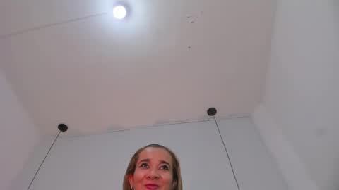 Snapshot of bellota_flak chatting on March 2025 08:40:01 PM Bellota Flak online show from March 2025 08:40:01 PM