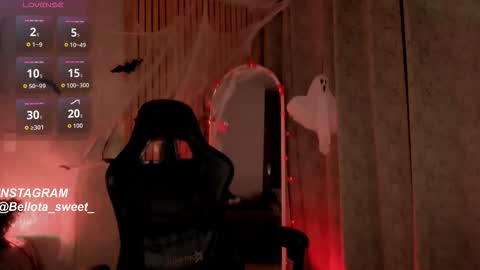  Bella  online show from October 2025 02:15:01 AM