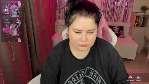 LinaBoo online show from May 2026 09:27:01 AM