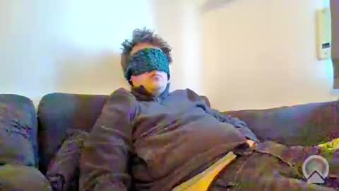 ben_2456 online show from April 2026 06:41:02 AM