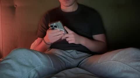 Snapshot of ben_beckett chatting on December 2025 11:37:01 AM ben online show from December 2025 11:37:01 AM