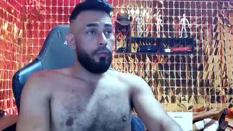 Snapshot of ben_blaze chatting on January 2025 07:07:02 PM BEN online show from January 2025 07:07:02 PM