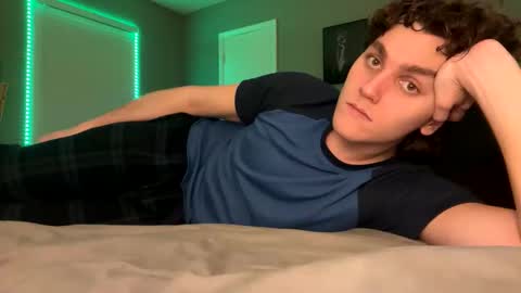 Snapshot of benchedtoast chatting on January 2025 10:32:01 AM benchedtoast online show from January 2025 10:32:01 AM