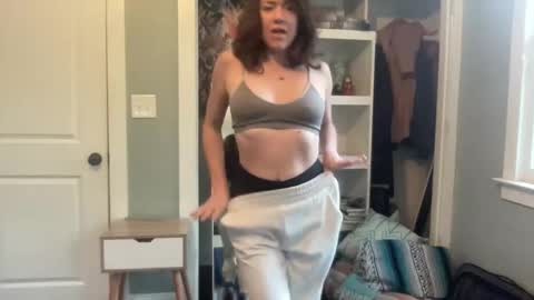 Snapshot of bendlikebecks chatting on December 2025 01:31:02 PM bendlikebecks online show from December 2025 01:31:02 PM